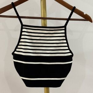 TOPSHOP • Black and White Striped Crop Top